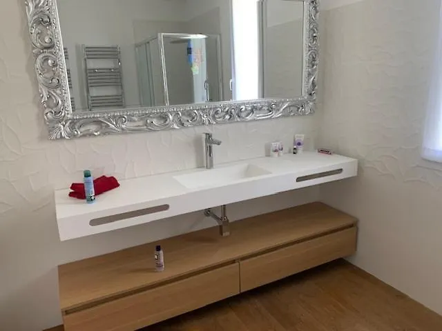 Le Stanze Del Brigante Bed & Breakfast Genoa