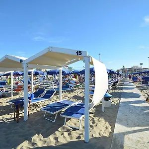 - Enjoy Your Summer -beach Village Incluso 2*, Riccione Italien